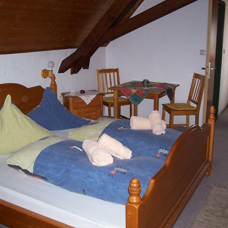Landgasthof Gotzenmuehle Lichtenau  Bagian luar foto